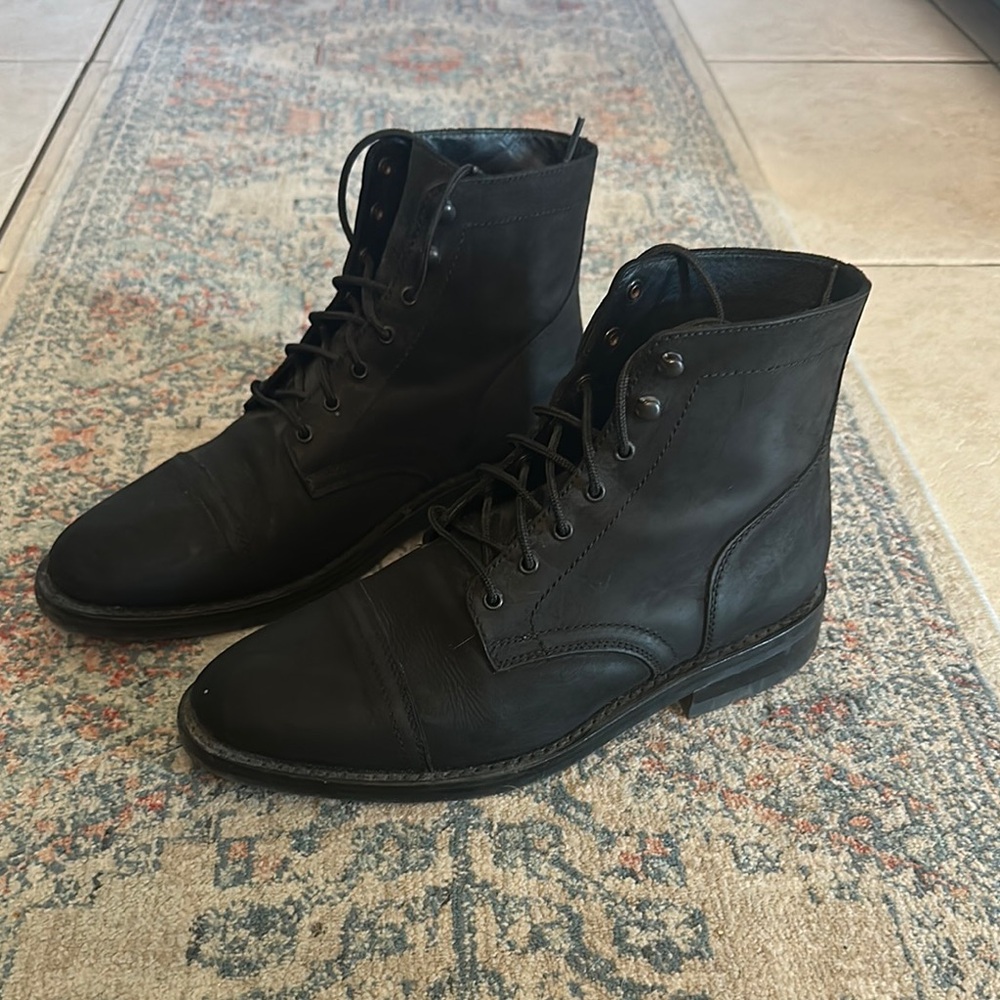 Black Leather Men's Boots